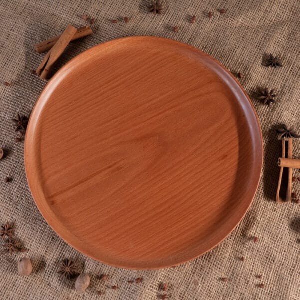 Round wooden plate - woodin water